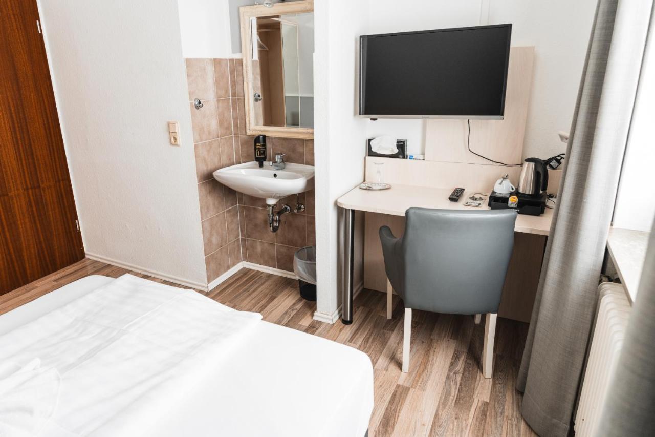 Hotel Apartments Restaurant Cala Luna Marburg Экстерьер фото