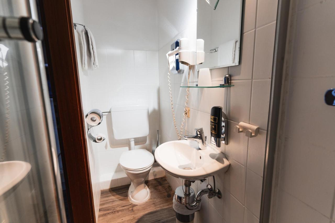 Hotel Apartments Restaurant Cala Luna Marburg Экстерьер фото
