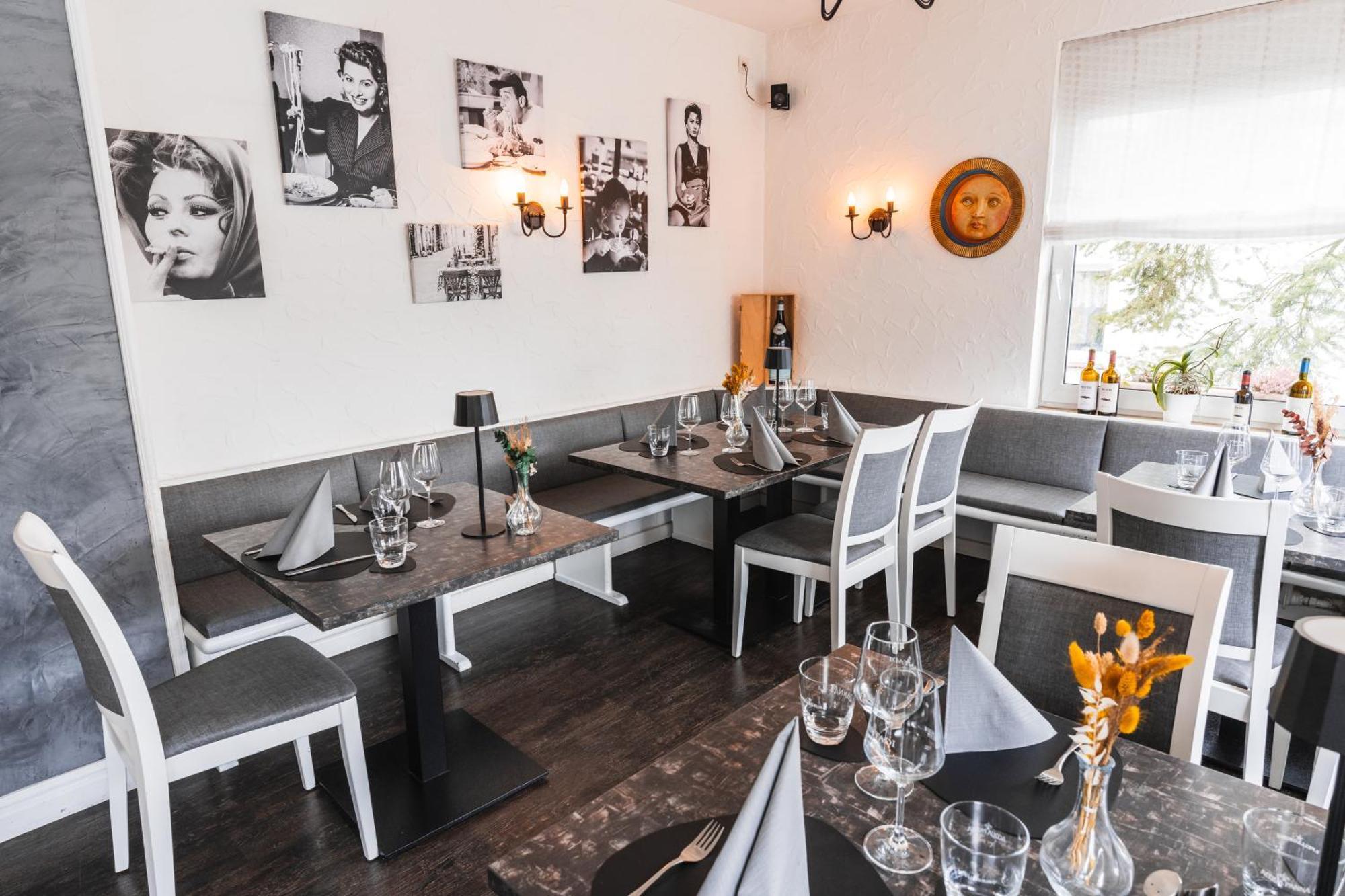 Hotel Apartments Restaurant Cala Luna Marburg Экстерьер фото